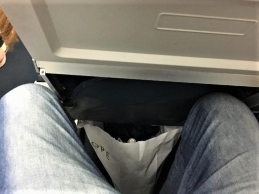 Air Malta spazio gambe con sedile reclinato
